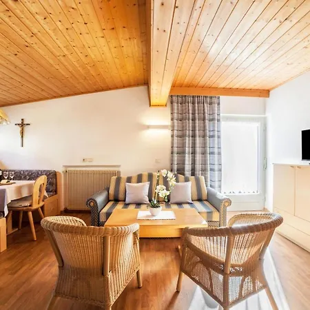Pichler 4 Apartment San Leonardo in Passiria